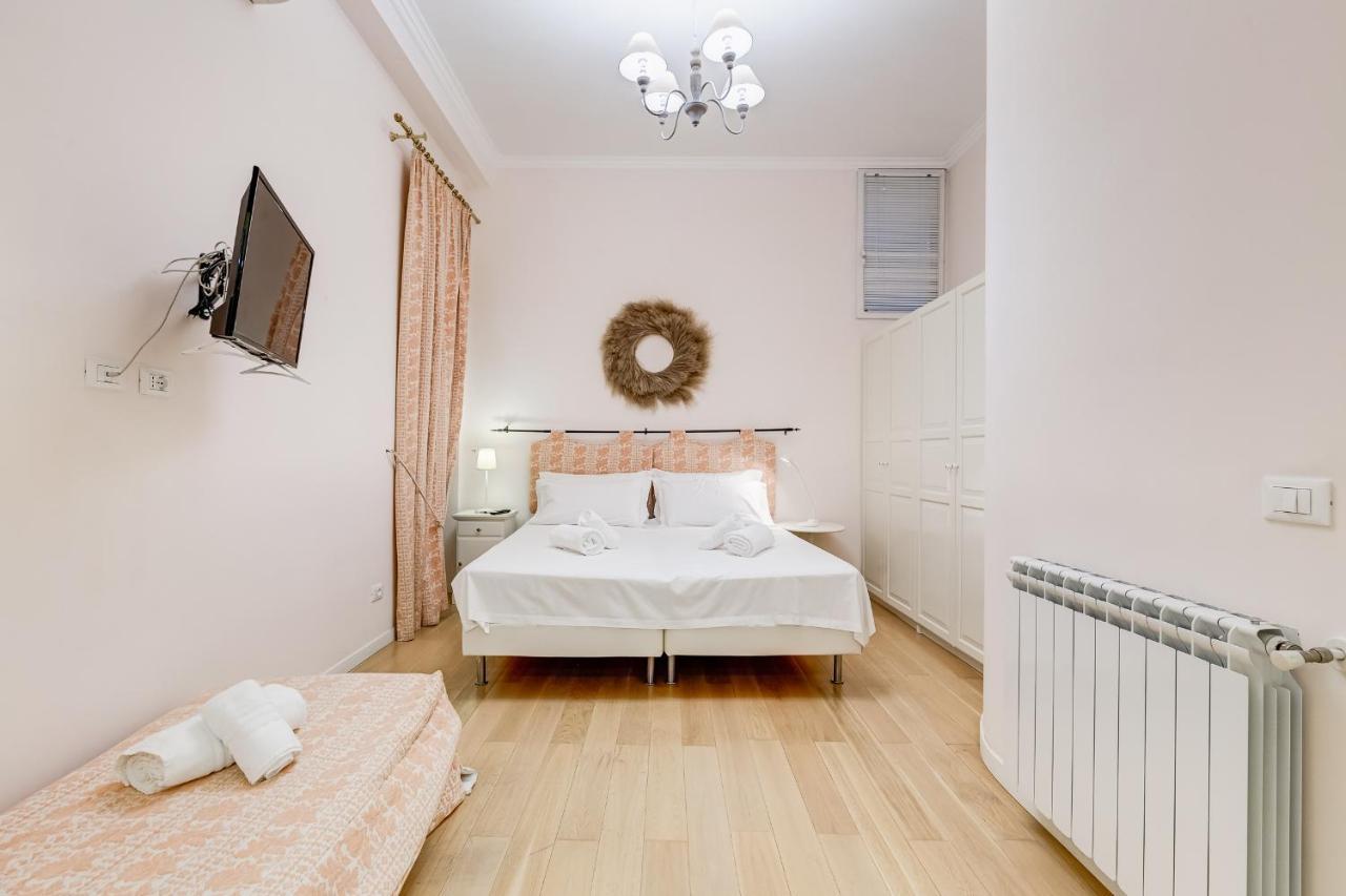 Trevi Fountain Modern Apartment Rome Extérieur photo